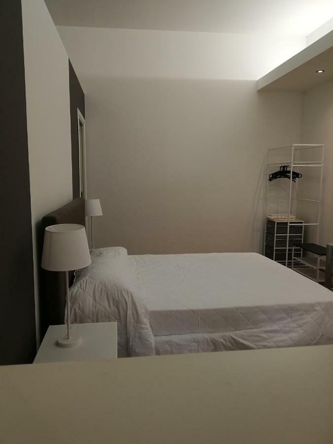 Il Giardino Dei Limoni Bed & Breakfast Aci Castello Exterior photo